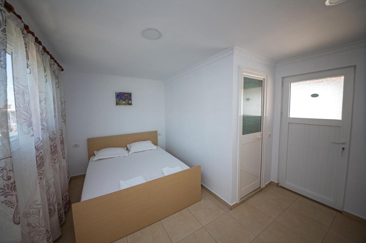 Himara Apartments エクステリア 写真