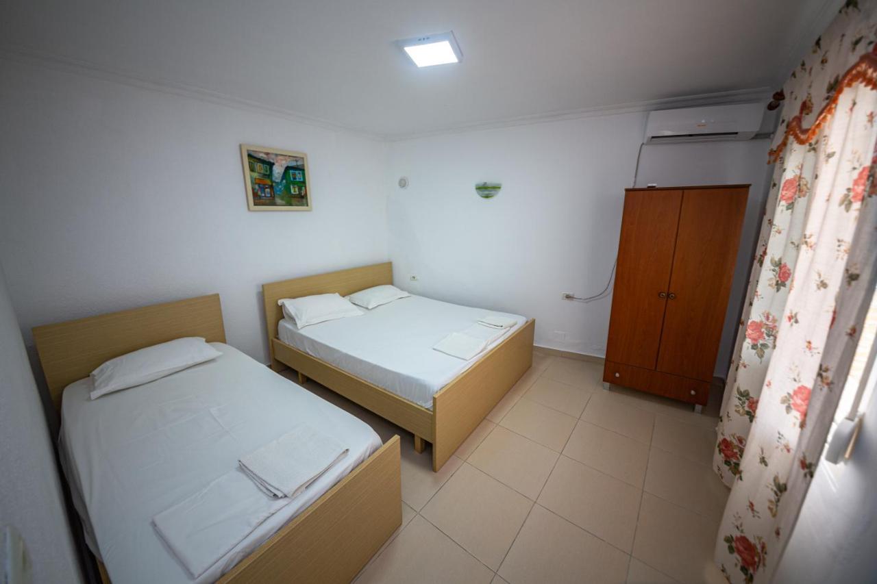 Himara Apartments エクステリア 写真