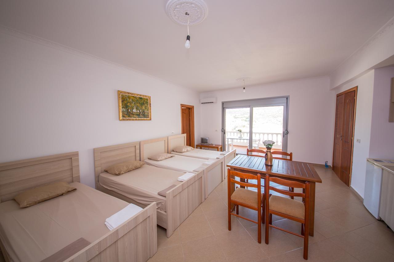 Himara Apartments エクステリア 写真
