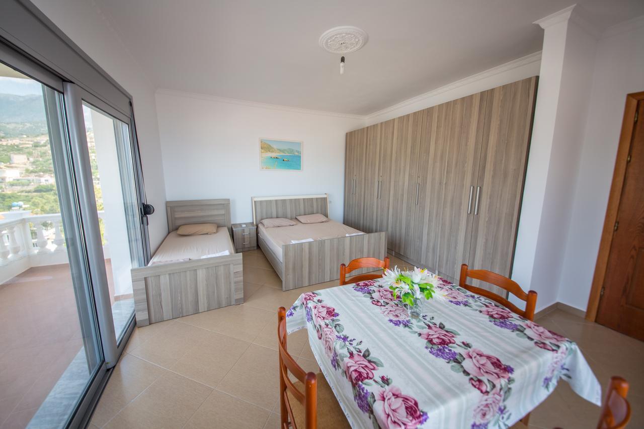 Himara Apartments エクステリア 写真